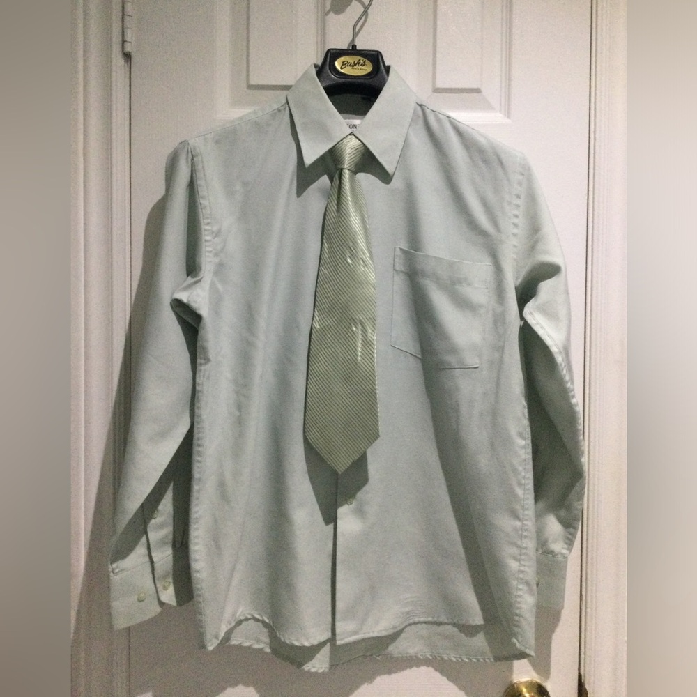 Milestone Classic Green Dress Shirt Set With Tie